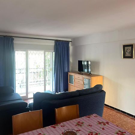 Costa Daurada Apartaments - Pompeyo Cambrils Bagian luar foto